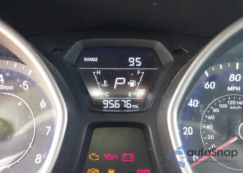 2016 Hyundai Elantra Se из США, поврежденный, VIN 5NPDH4AE2GH653924